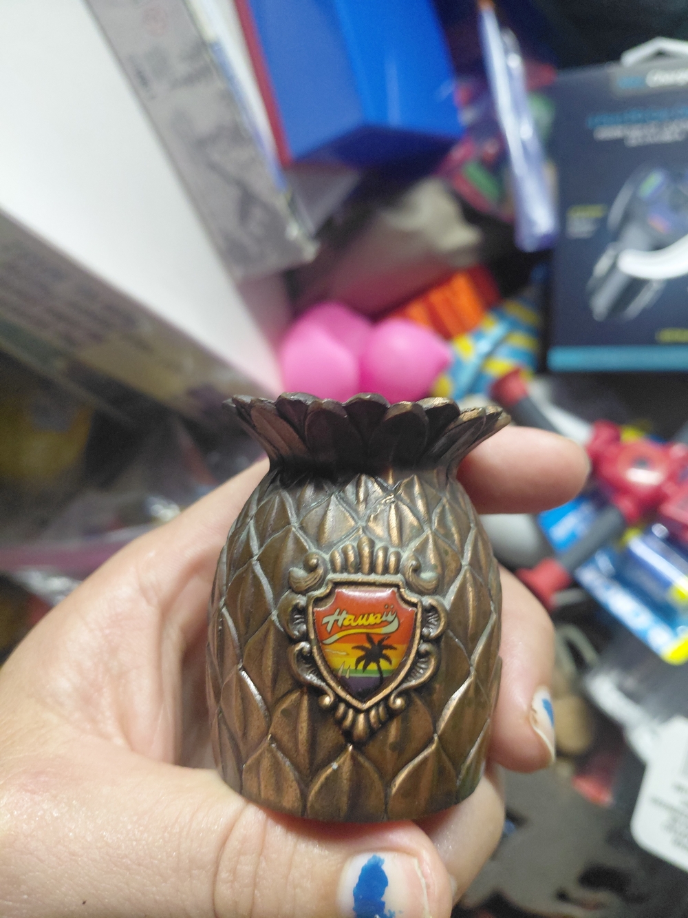 Tropical Pineapple Decorative Accent in Bronze with Hawaii Crest